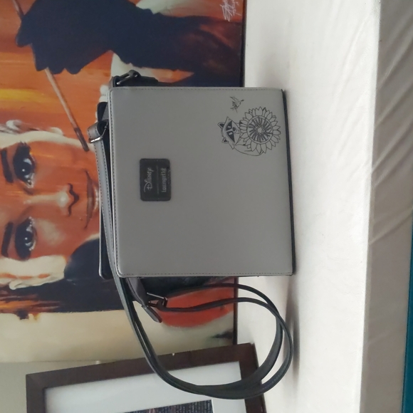 Loungefly Meeko & Flit Mini Crossbody - Picture 2 of 6